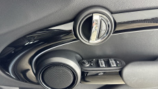 MINI Hatchback 1.5 Cooper Classic Premium 5dr Petrol Hatchback